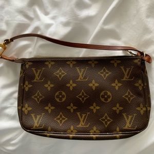 Small Louis Vuitton bag
